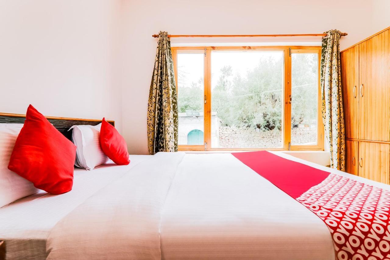 Oyo 72466 Hotel Yuvraj Shivpuri  ภายนอก รูปภาพ