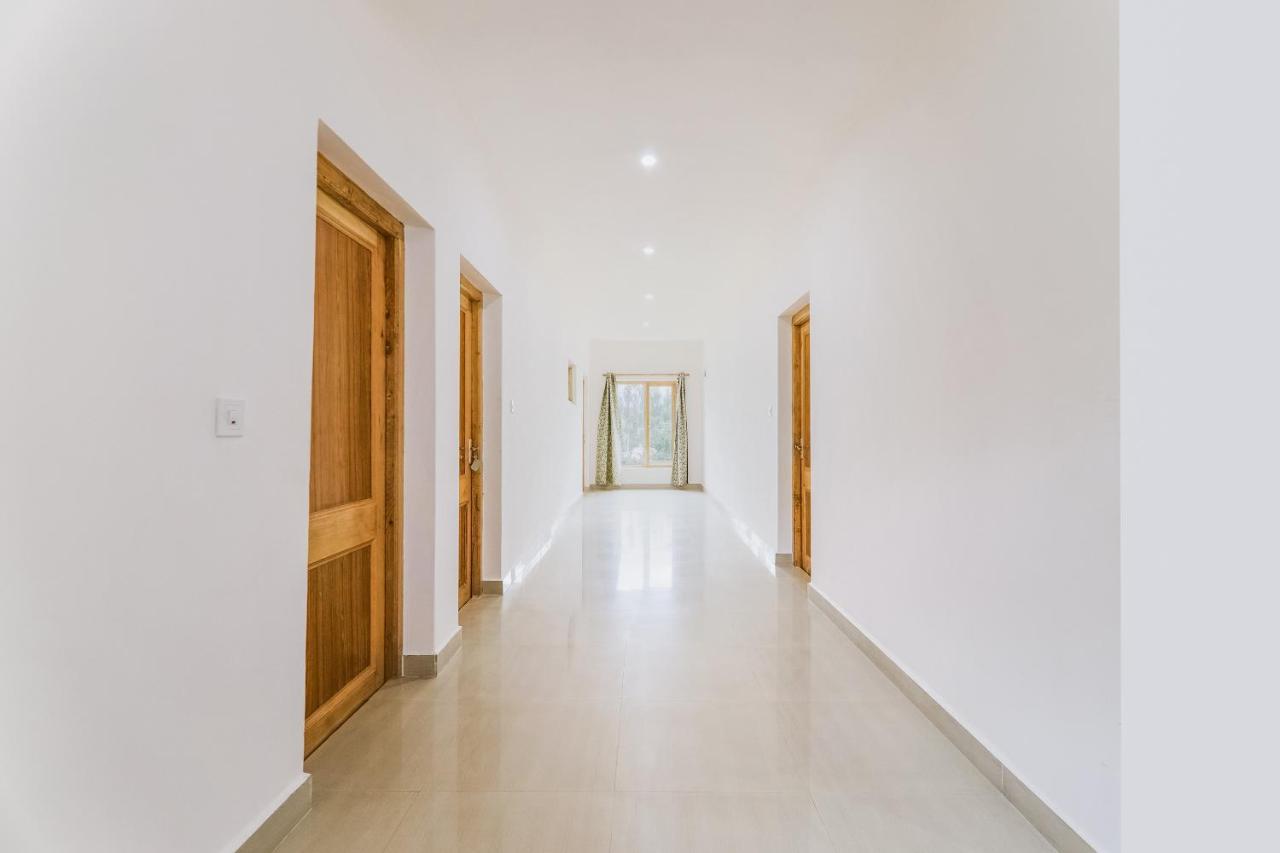 Oyo 72466 Hotel Yuvraj Shivpuri  ภายนอก รูปภาพ